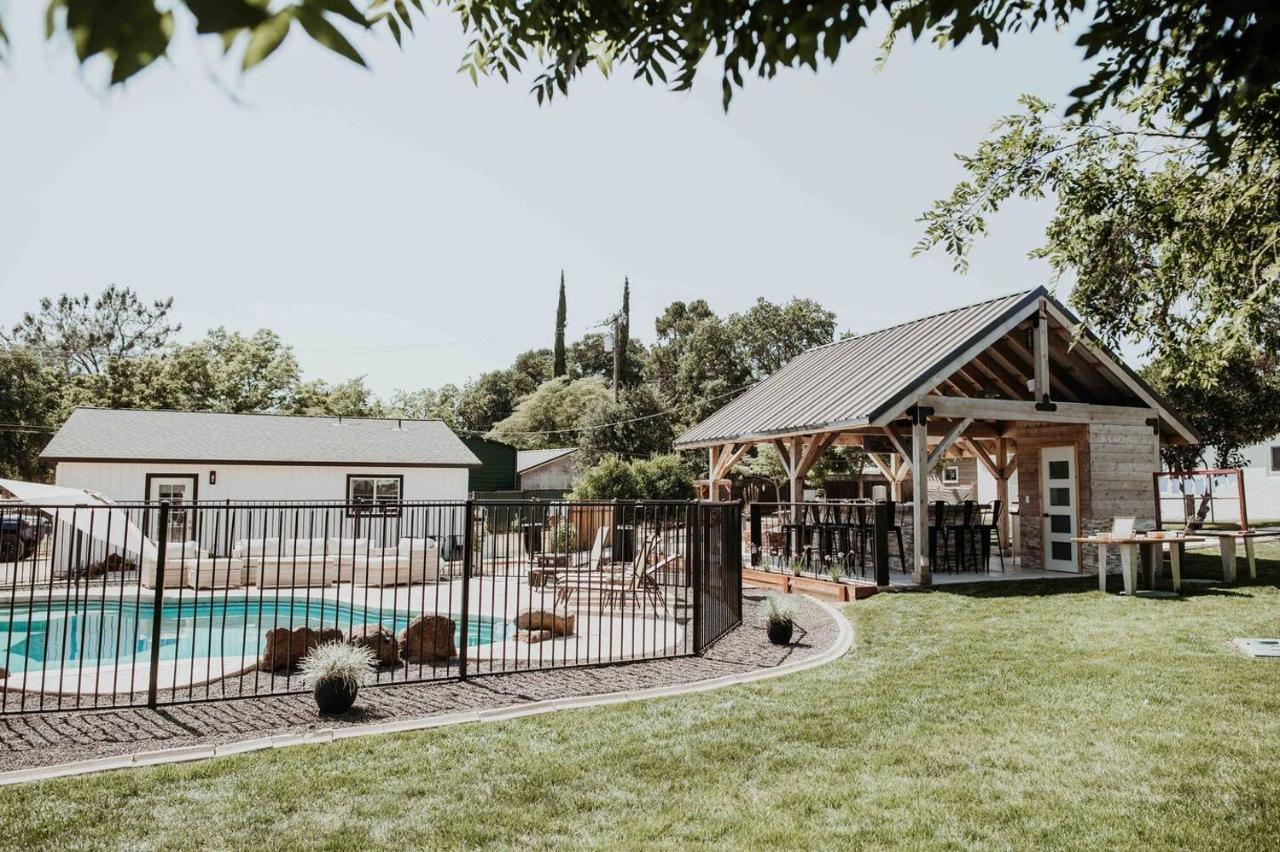 Beautiful Spacious Guest Home ローズビル エクステリア 写真