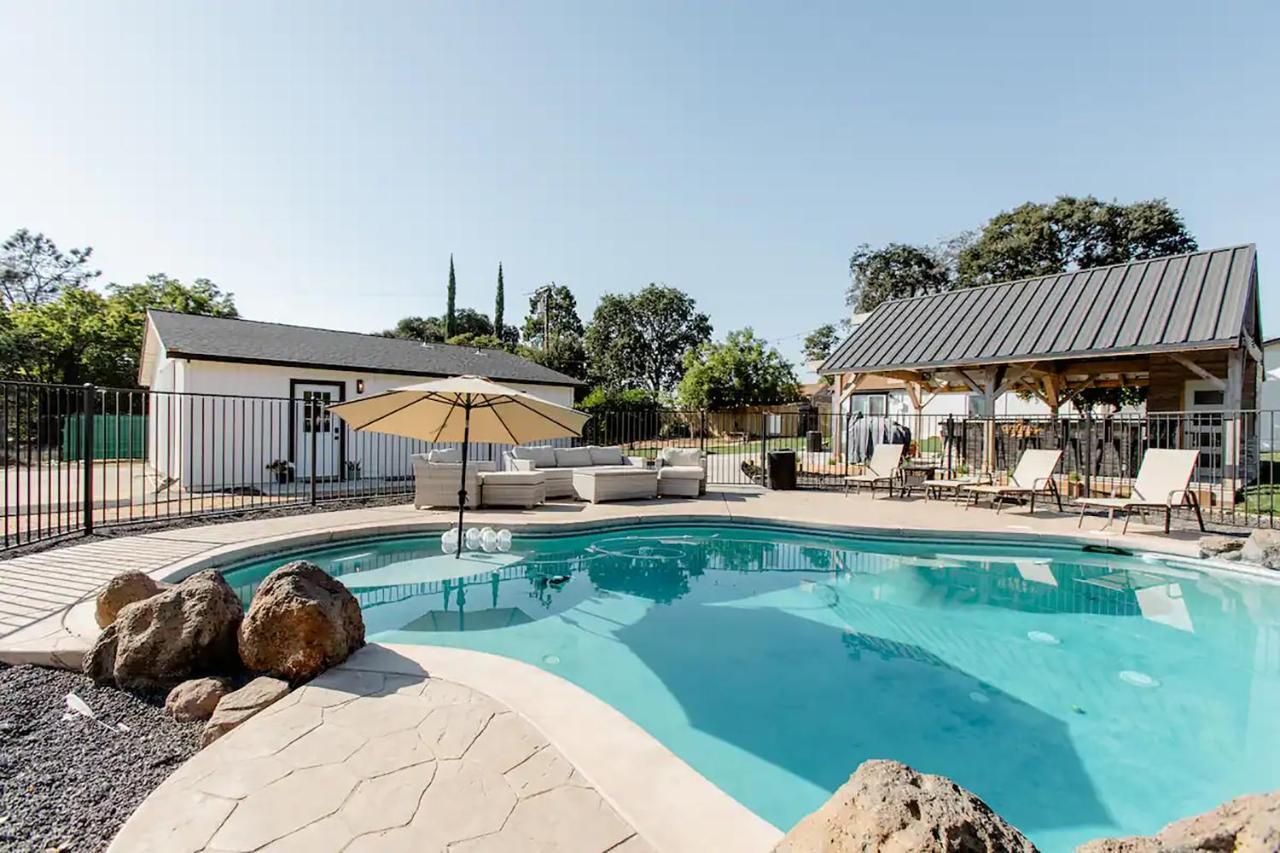 Beautiful Spacious Guest Home ローズビル エクステリア 写真