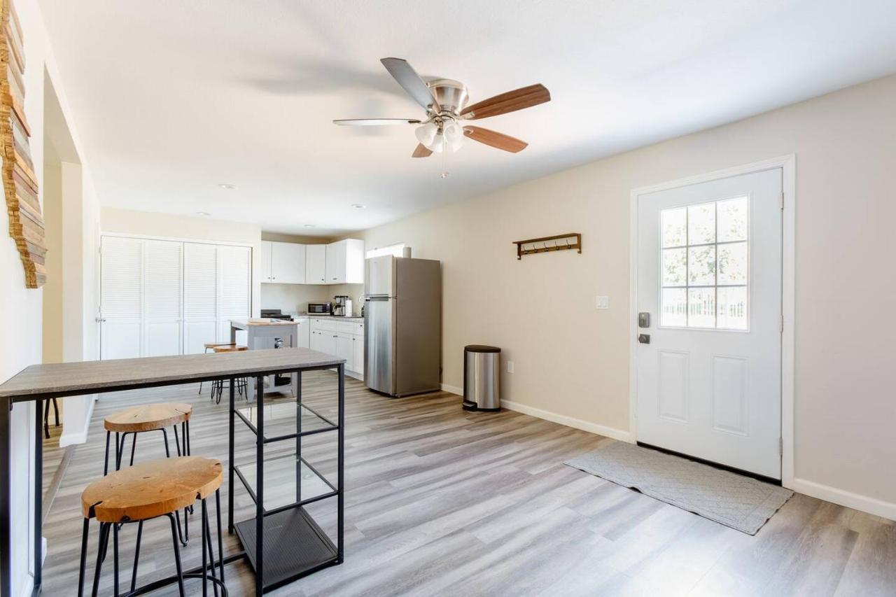 Beautiful Spacious Guest Home ローズビル エクステリア 写真
